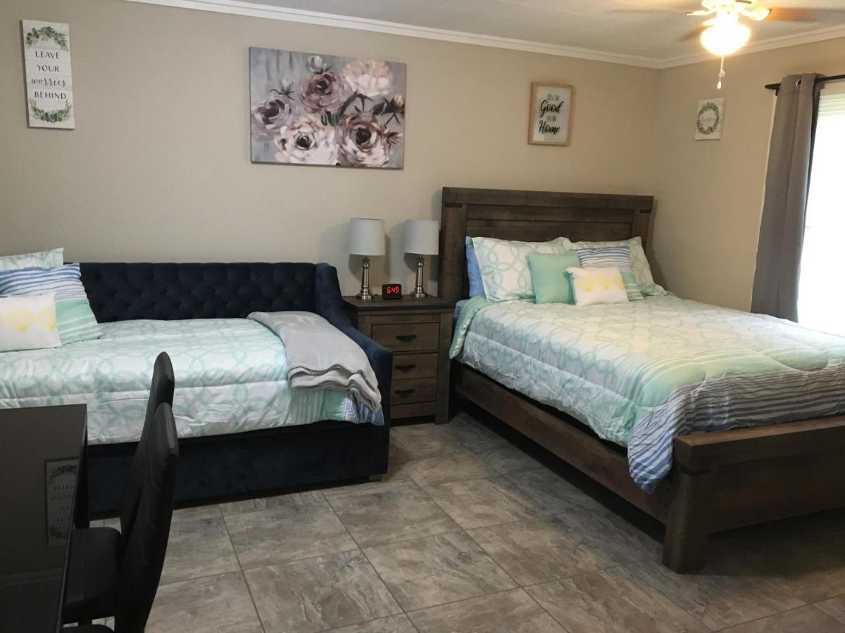 Just Like Being At Home- Newly Renovated Unit North Troy Exterior foto